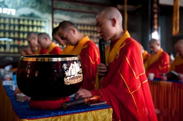 诵经的窍诀有六步骤 