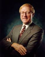 大卫·诺顿(David P. Norton)