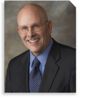 克雷顿·奥尔德弗（Clayton Alderfer）