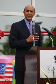 汤玛斯·巴瑞克(Thomas Barrack)